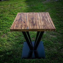 Стол из дуба